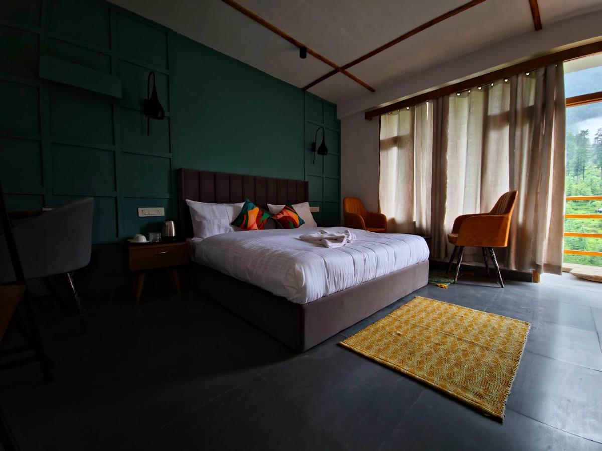 Hotel Peppy Nomads Luxuria Jibhi Exterior foto