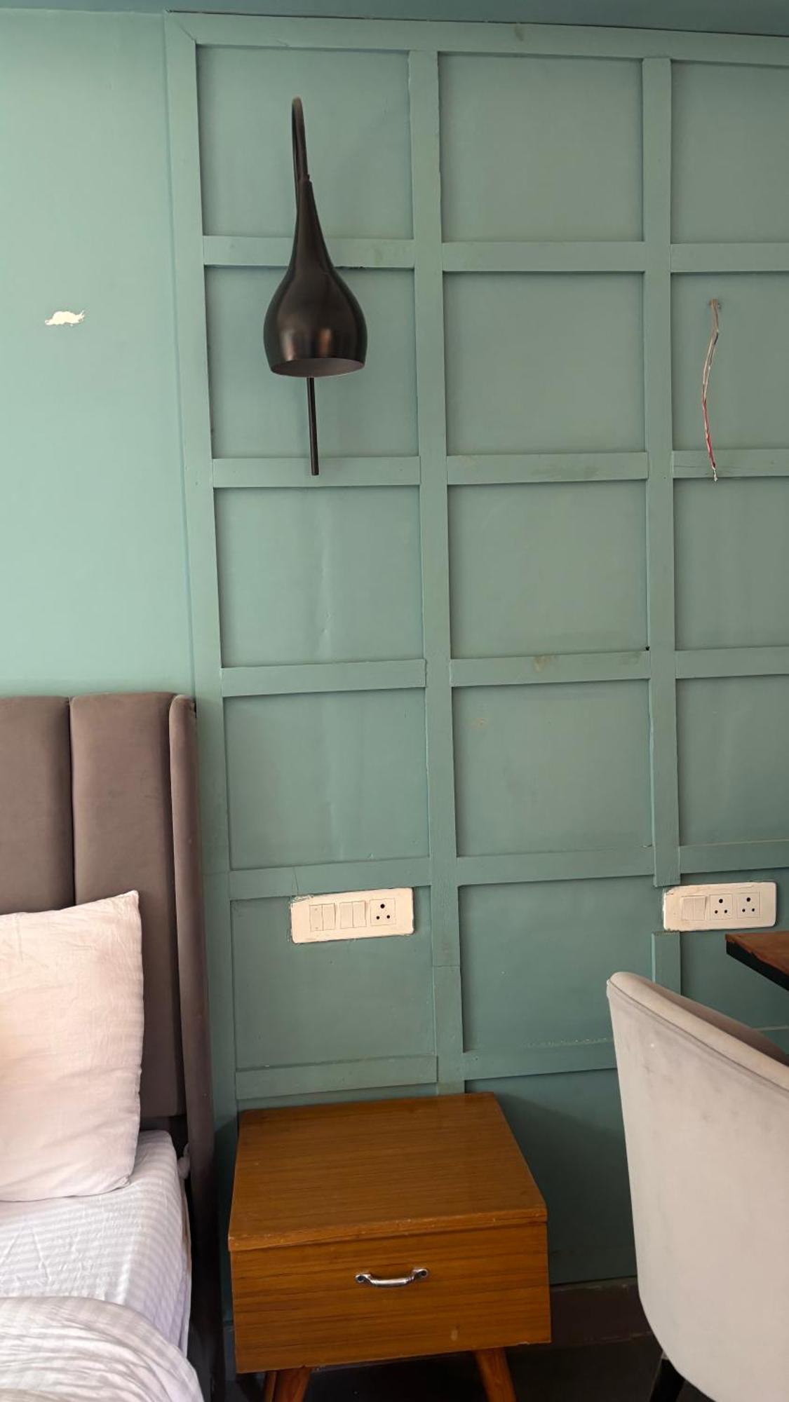 Hotel Peppy Nomads Luxuria Jibhi Exterior foto